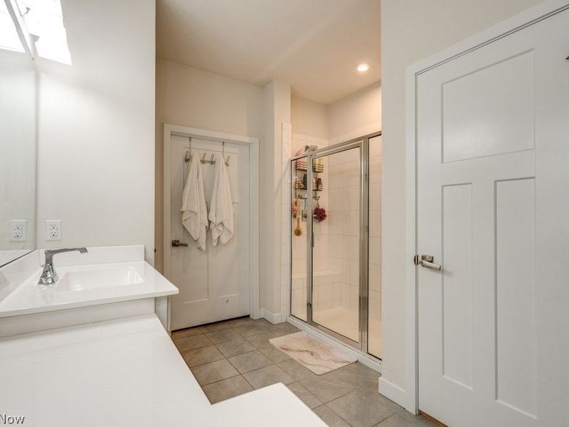 811 Robinson Drive, Lagrange, OH 44050 Photo 14