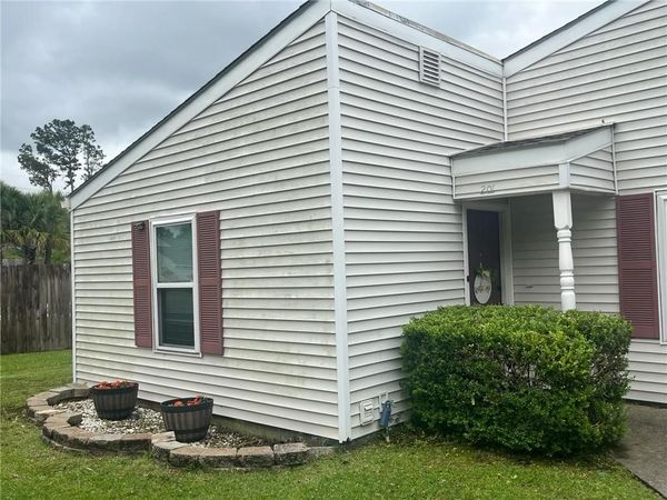 201 PUTTERS Lane , Slidell, LA 70460