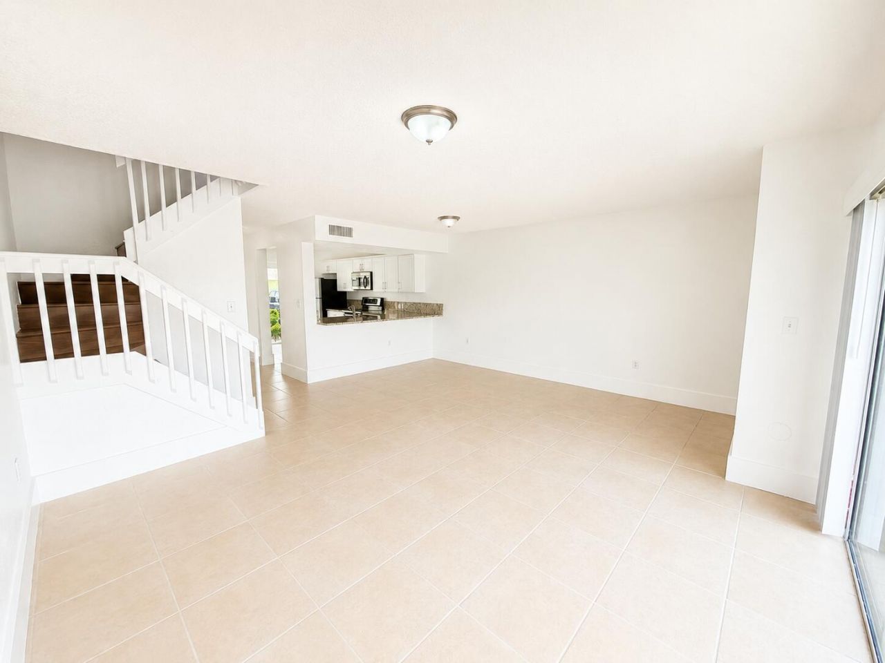 887 Crystal Lake Drive, Pompano Beach, FL 33064 Photo