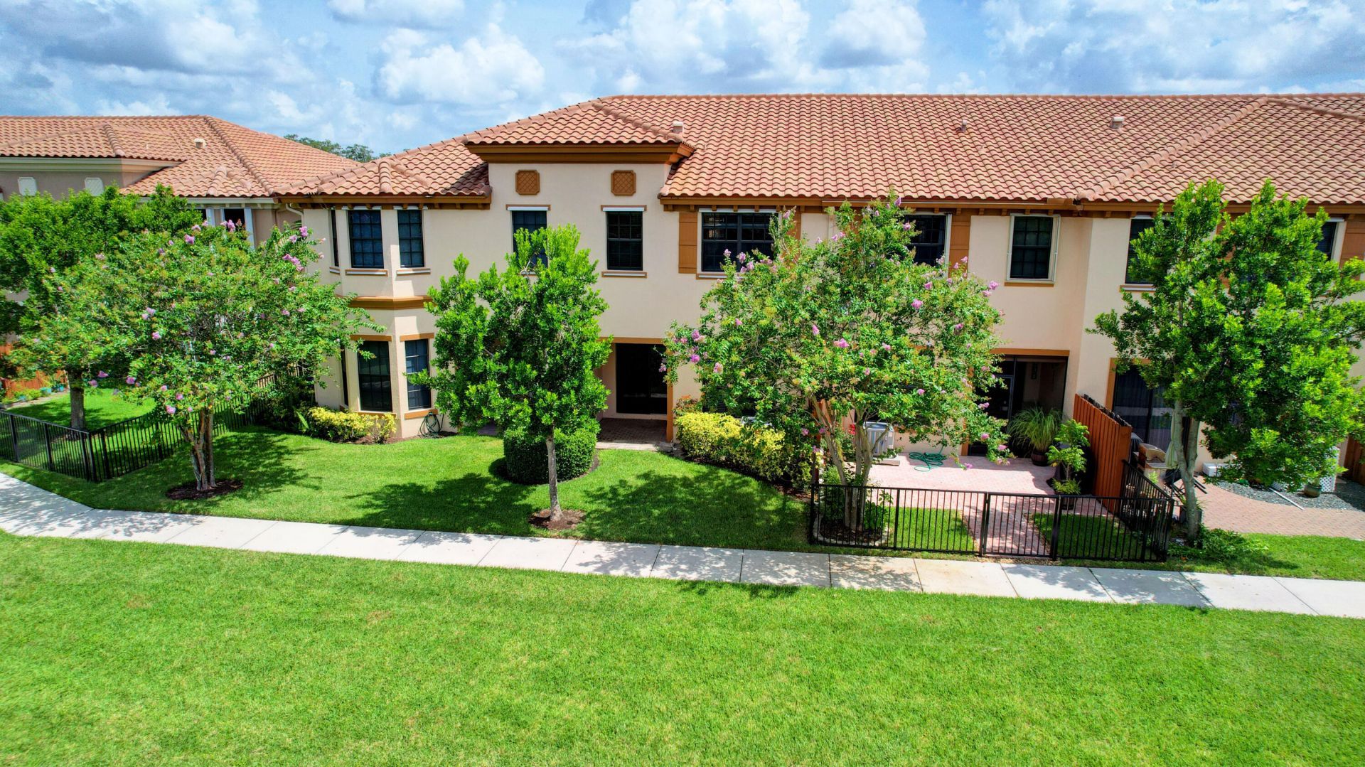 10385 Wellington Parc Drive, Wellington, FL 33449 Photo