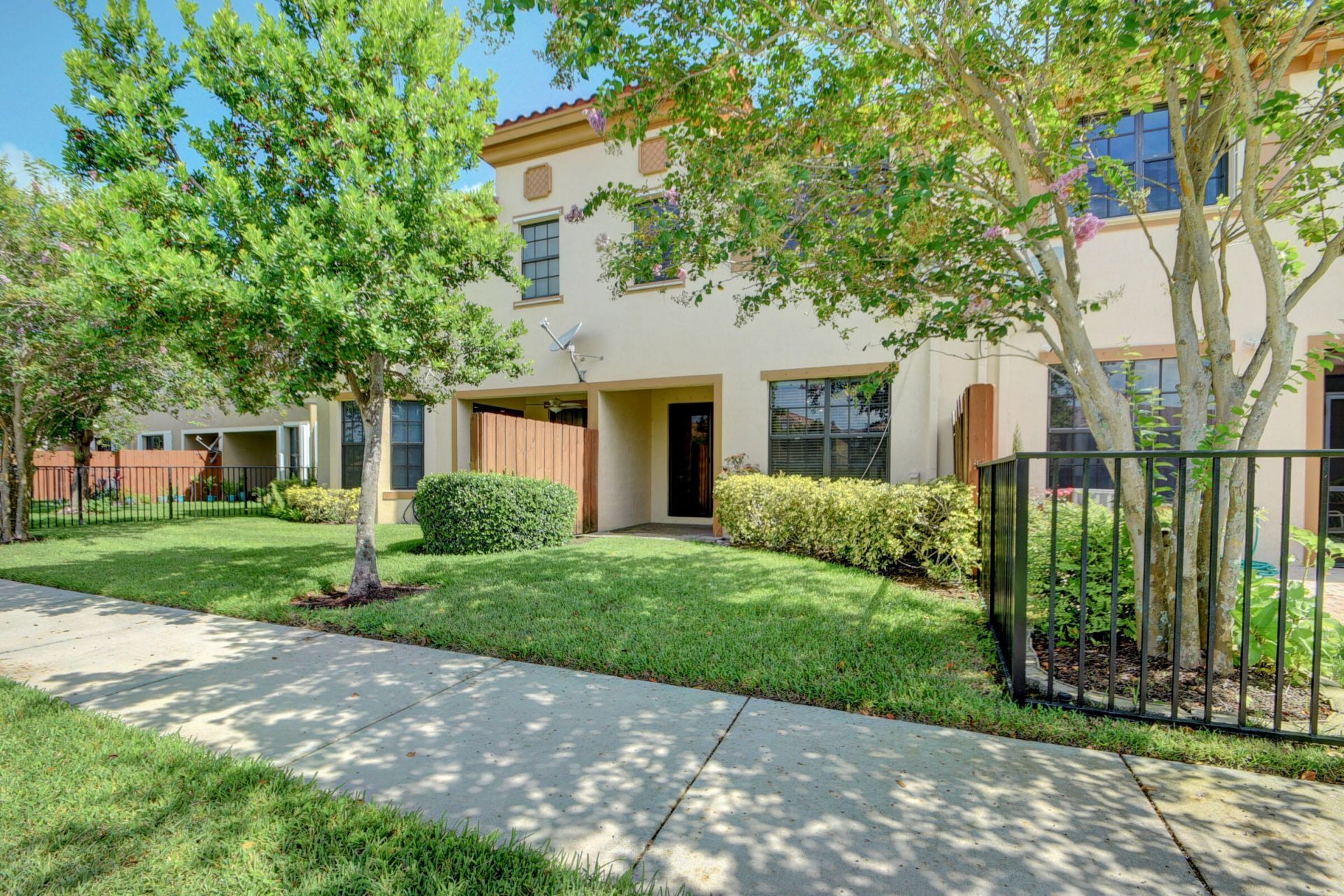 10385 Wellington Parc Drive, Wellington, FL 33449 Photo