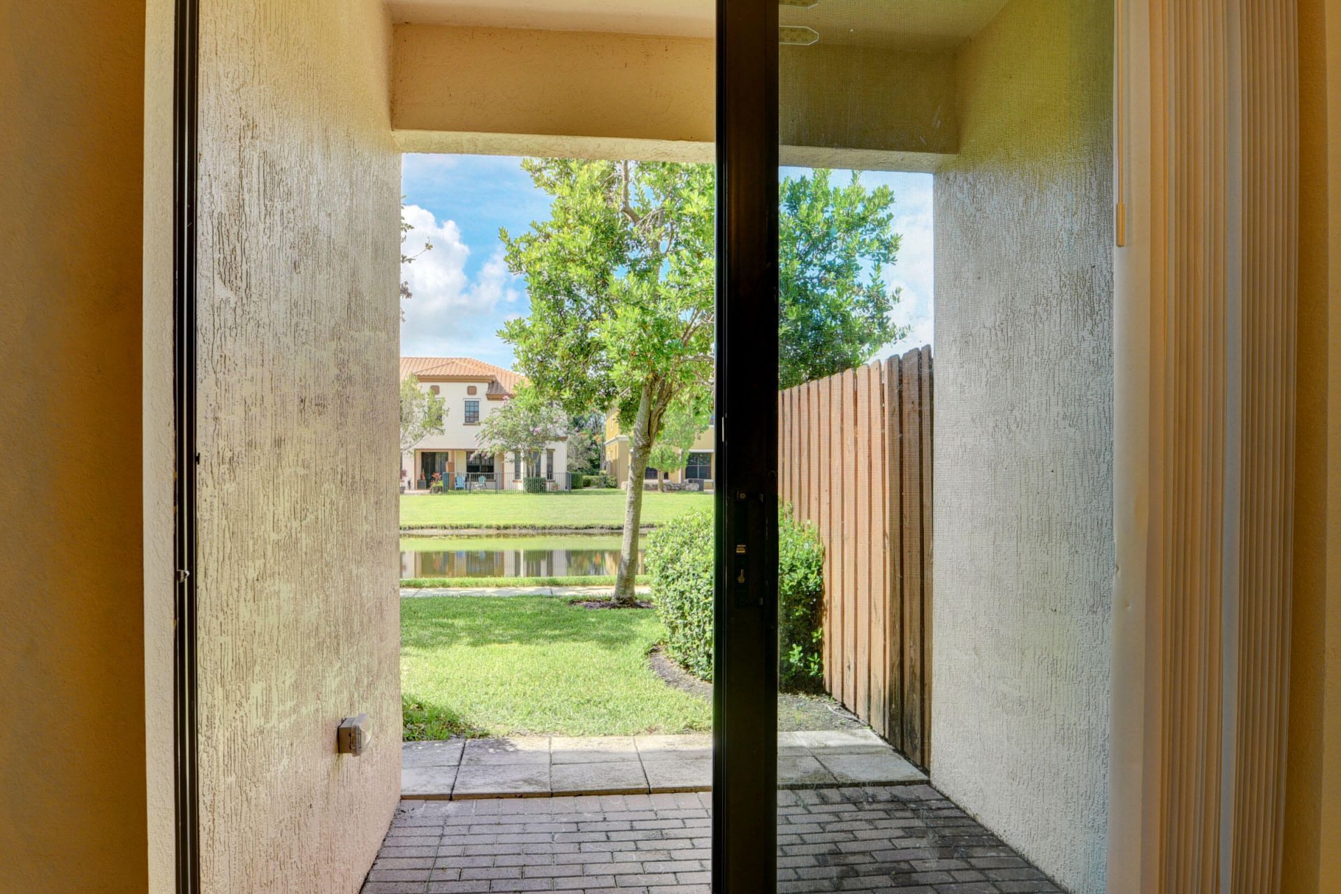 10385 Wellington Parc Drive, Wellington, FL 33449 Photo