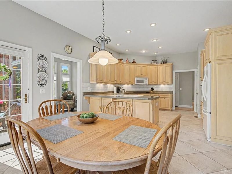 775 Lennox Court, Tipp City, OH 45371 Photo 29