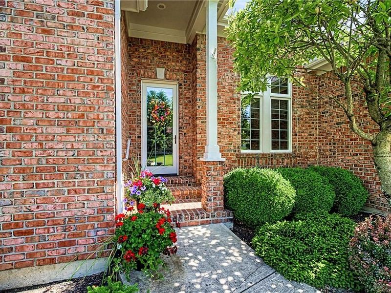 775 Lennox Court, Tipp City, OH 45371 Photo 4