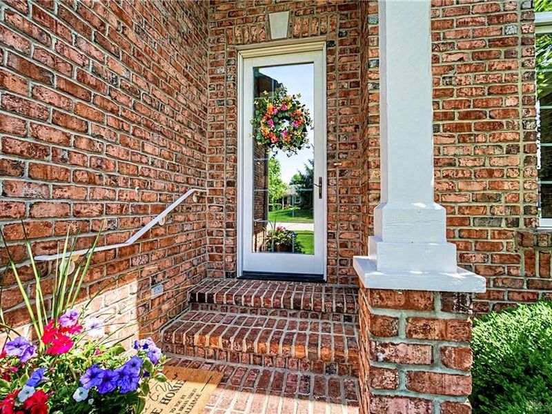 775 Lennox Court, Tipp City, OH 45371 Photo 5