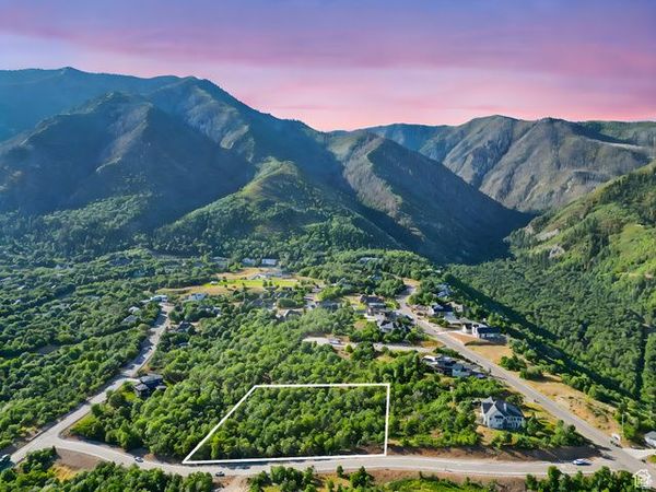 1030 S BEAR HOLLOW DR , Unit 134135, Woodland Hills, UT 84653