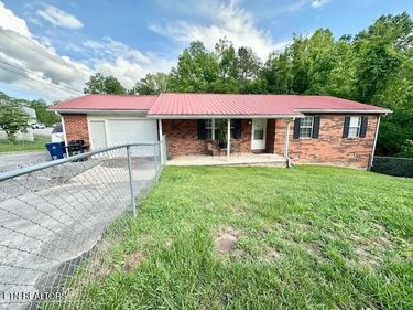 1425 Highway 441 , Middlesboro, KY 40965