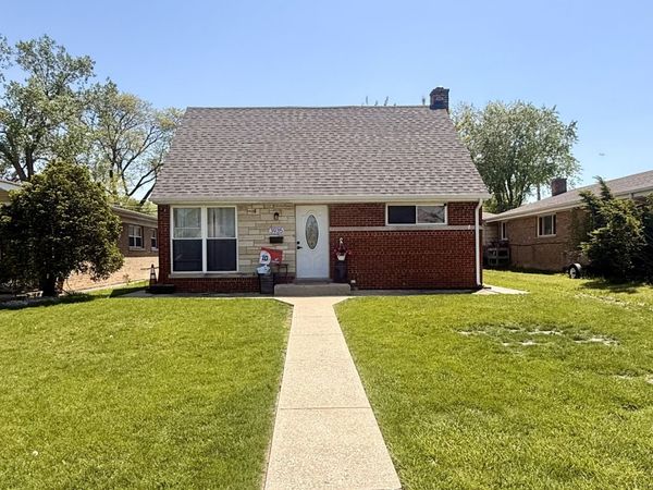 3935 BIRCHWOOD Avenue, Skokie, IL 60077