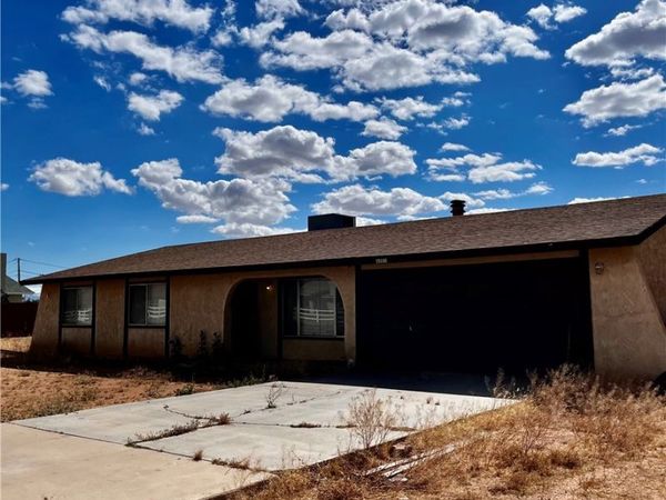 15590 Erie Road, Apple Valley, CA 92307