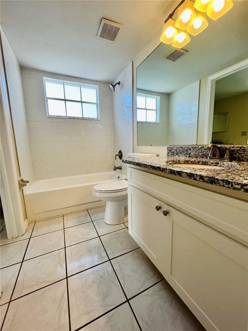 6908 Stones Throw Circle N, Unit 10208, Saint Petersburg, FL 33710 Photo