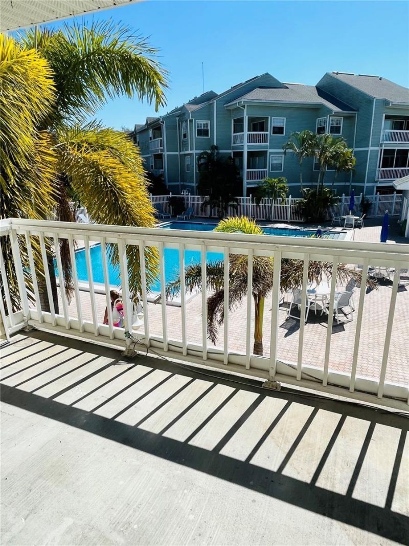 6908 Stones Throw Circle N, Unit 10208, Saint Petersburg, FL 33710 Photo