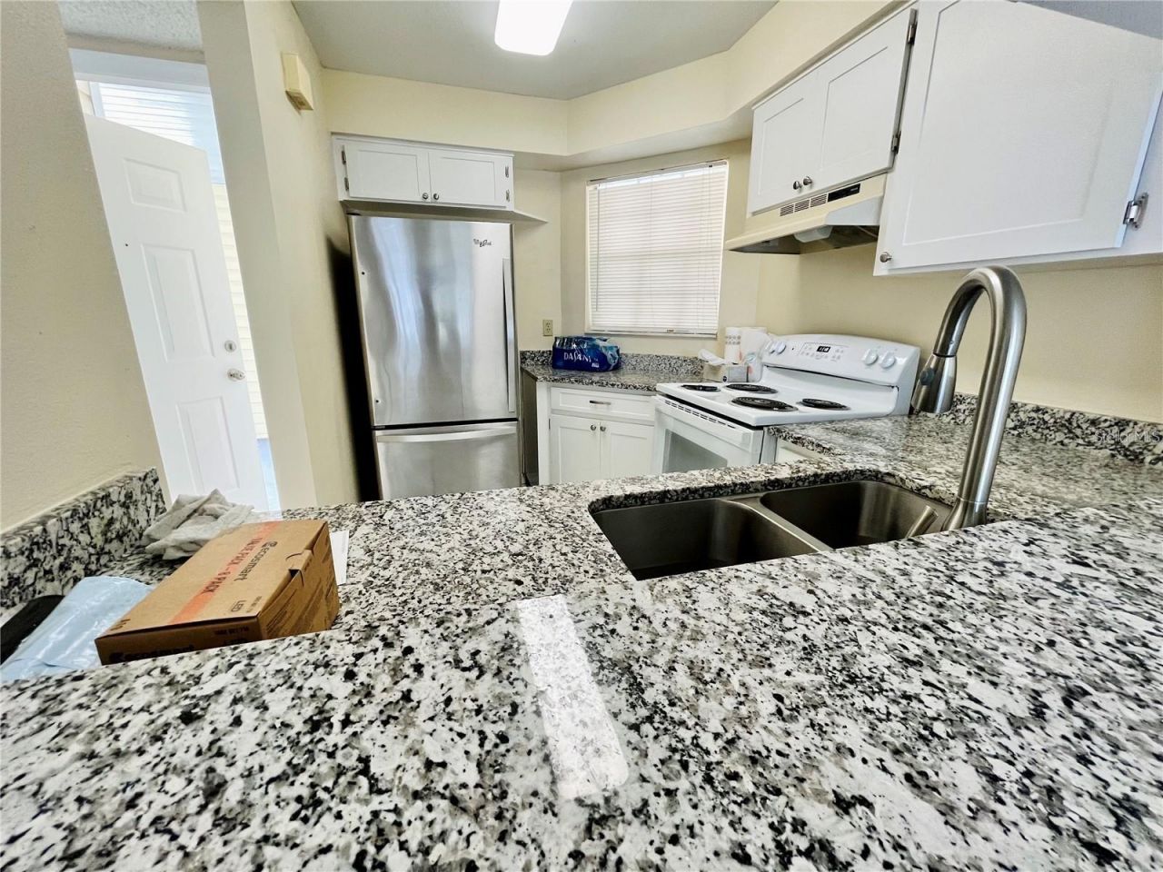 6908 Stones Throw Circle N, Unit 10208, Saint Petersburg, FL 33710 Photo