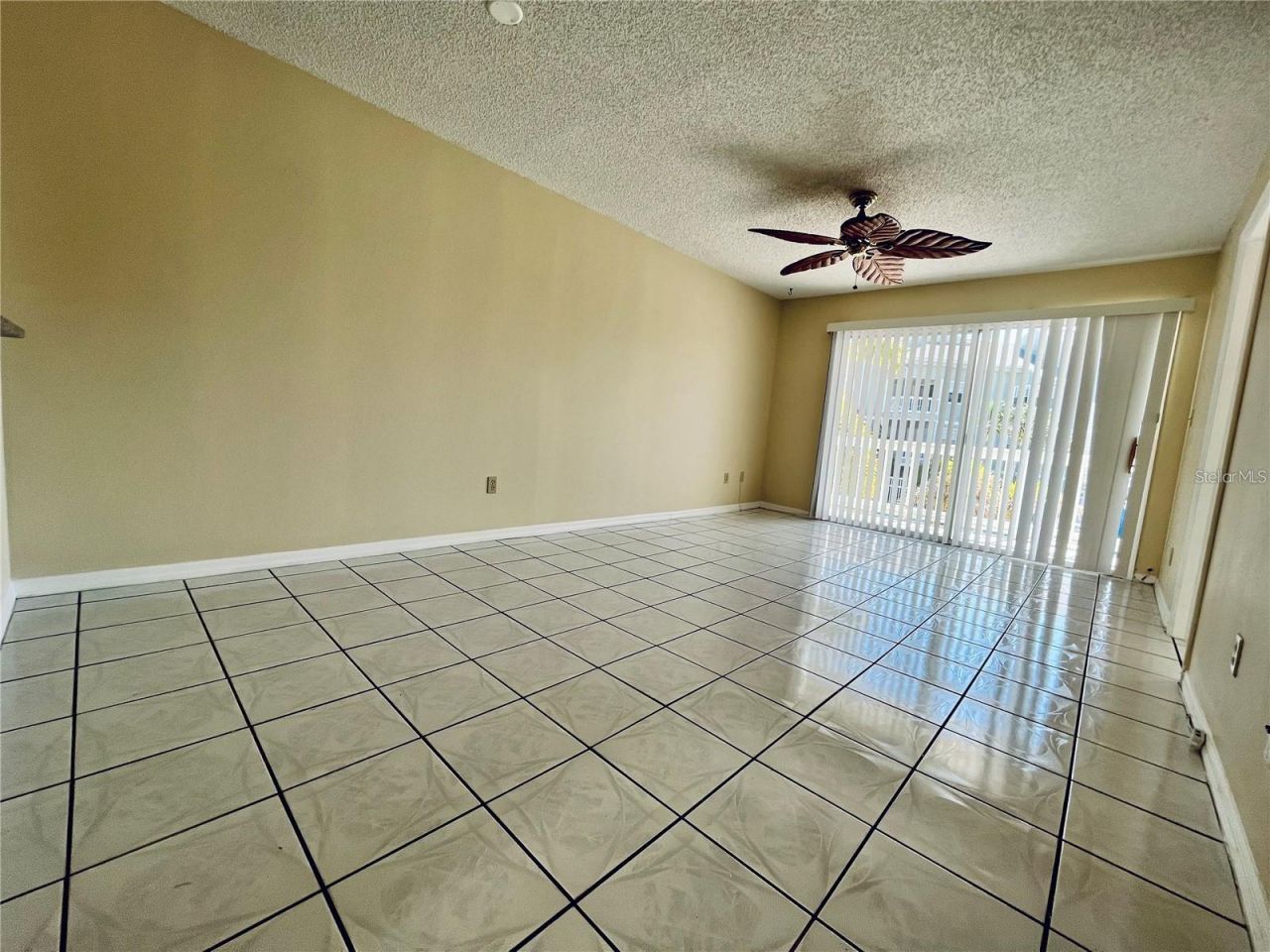 6908 Stones Throw Circle N, Unit 10208, Saint Petersburg, FL 33710 Photo