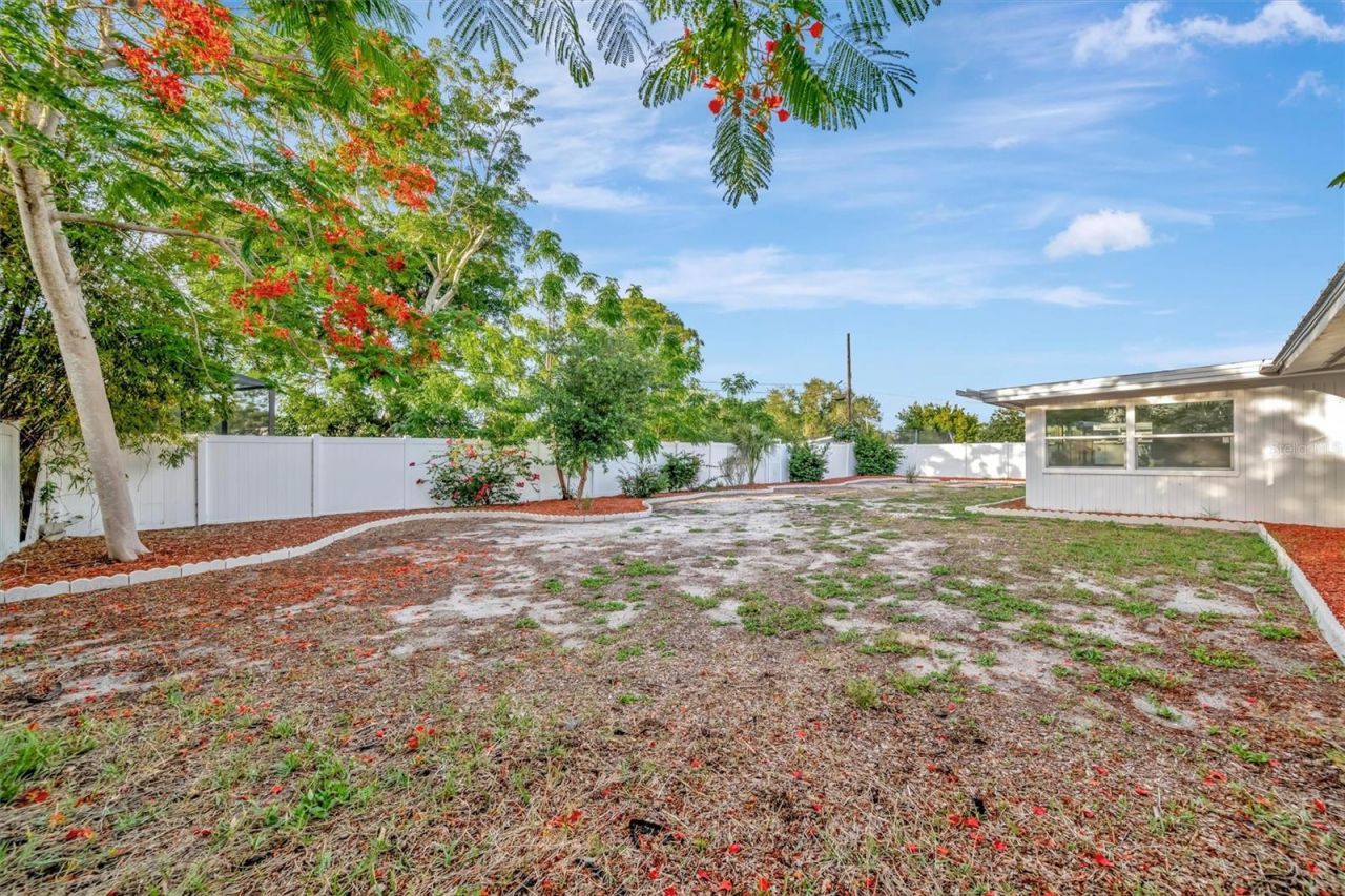 2705 Sunnyside Street, Sarasota, FL 34239 Photo
