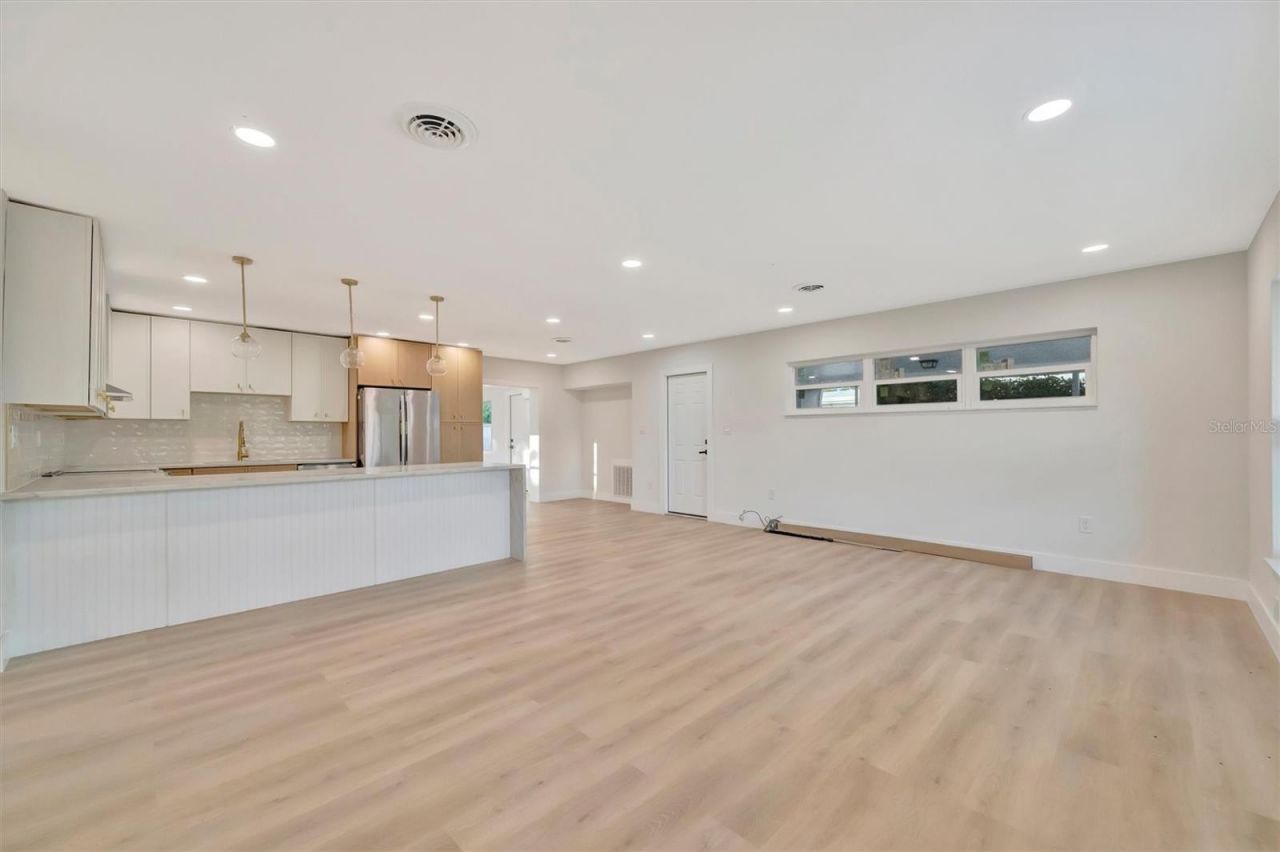 2705 Sunnyside Street, Sarasota, FL 34239 Photo