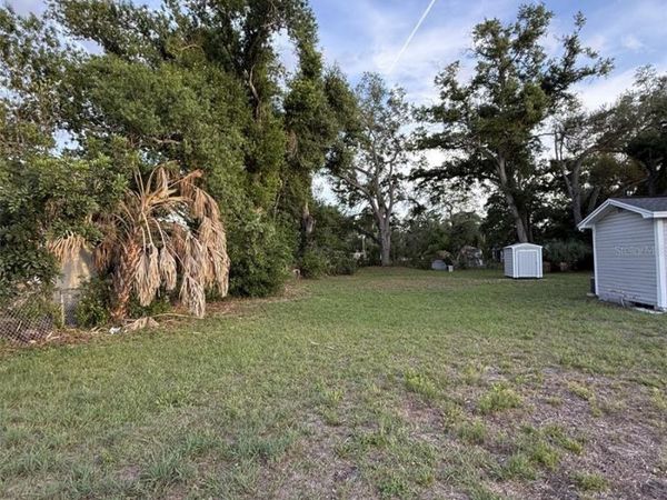 1605 E 33RD AVENUE , TAMPA, FL 33610