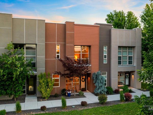 10267 W Carlton Bay Dr, Garden City, ID 83714