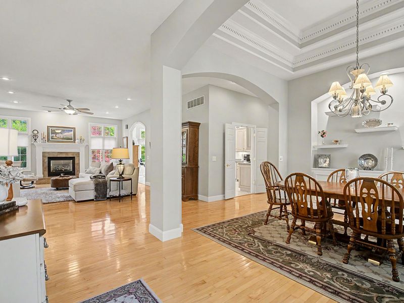 775 Lennox Court, Tipp City, OH 45371 Photo 6