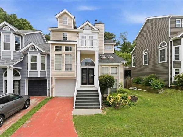 2270 Goodwood Boulevard SE, Smyrna, GA 30080