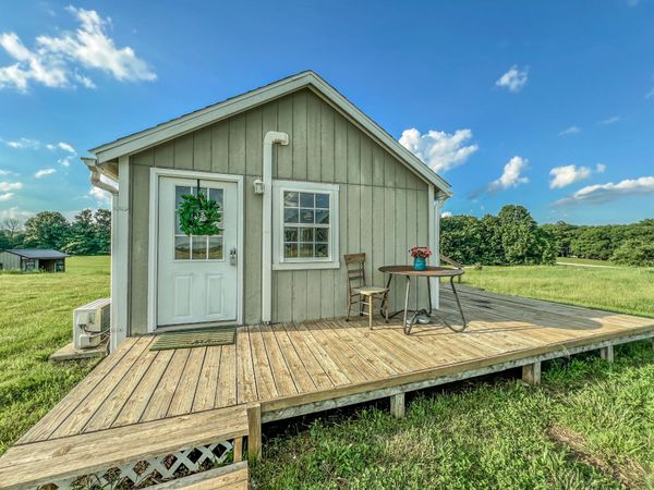 1617 County Road 1470, Moberly, MO 65270