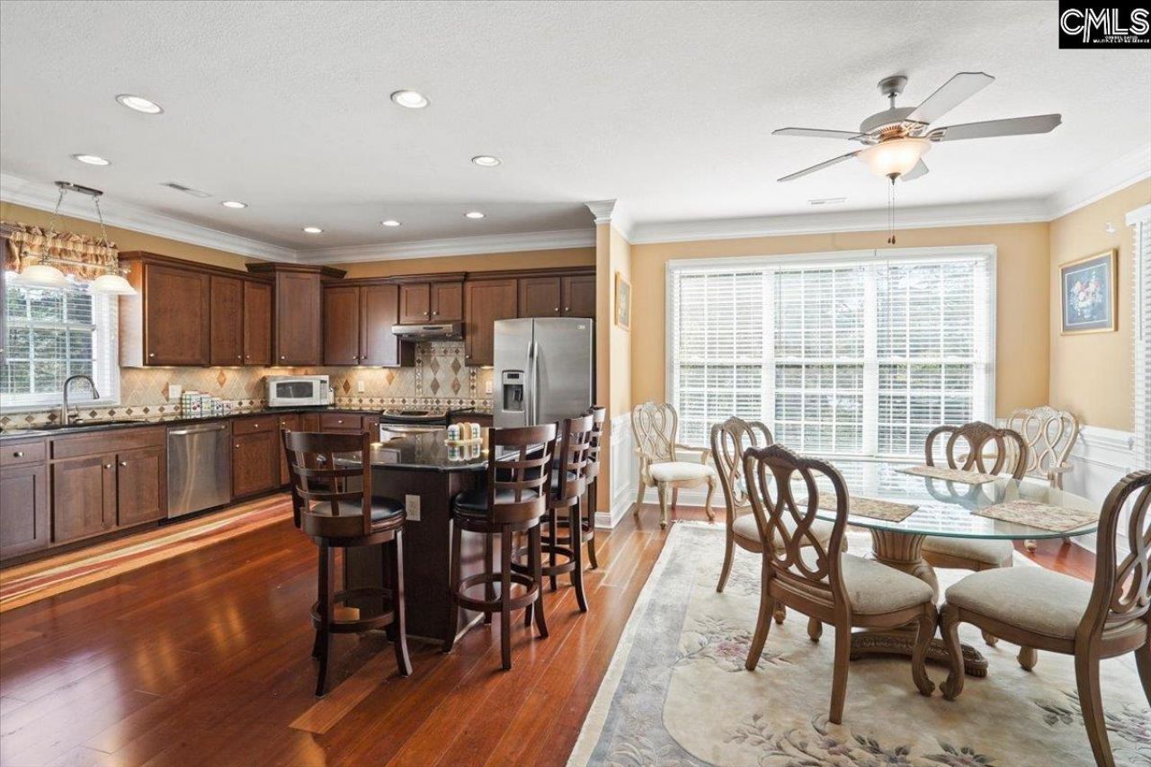 4472 River Road  Photo 14