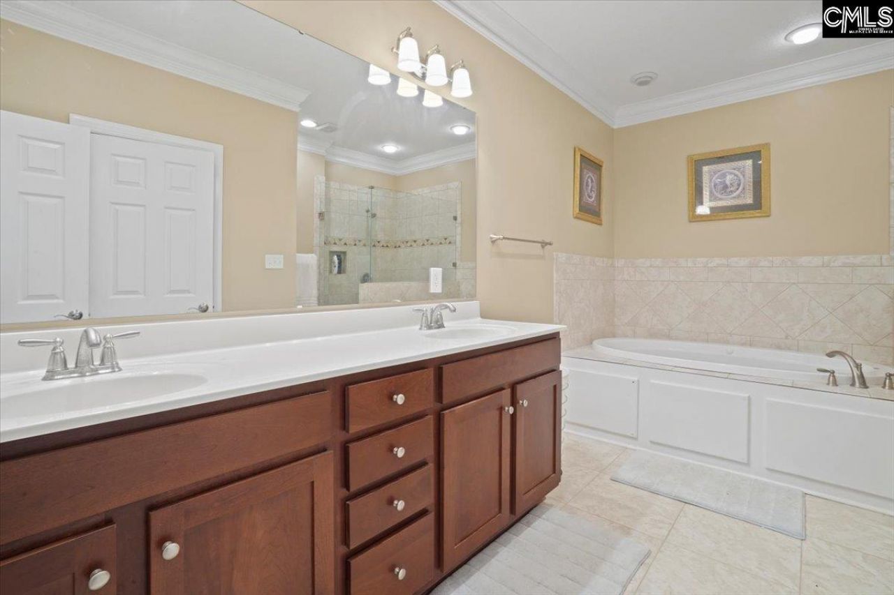 4472 River Road  Photo 34