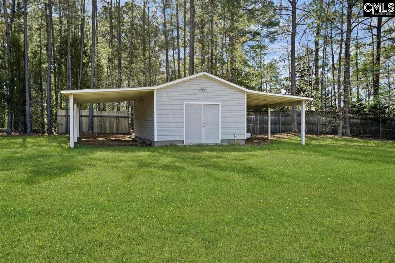 4472 River Road  Photo 37