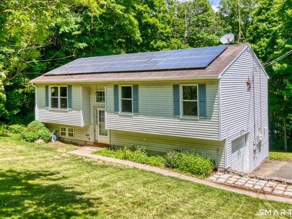 117 Melbourne, Naugatuck, CT 06770