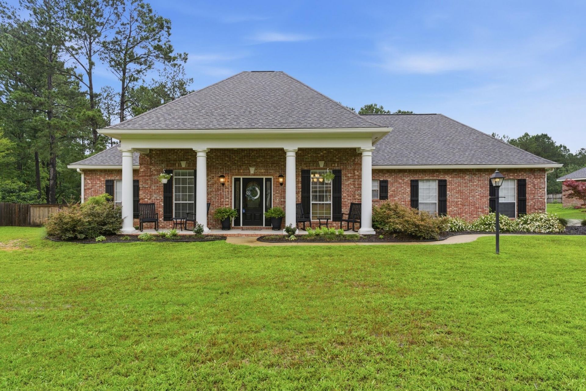 104 Cottoncreek Dr. Hattiesburg, MS 39402