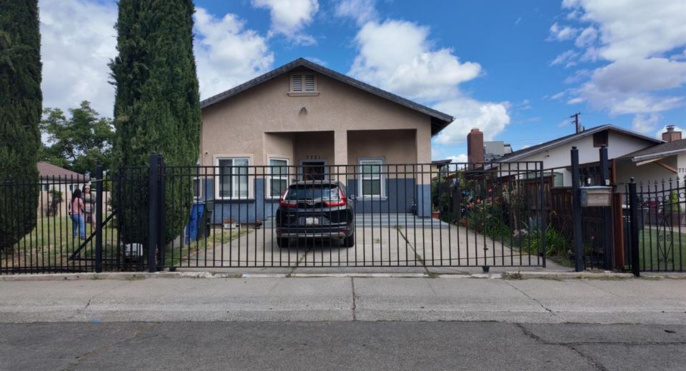 7721 39th Ave, Sacramento, CA 95824 Photo