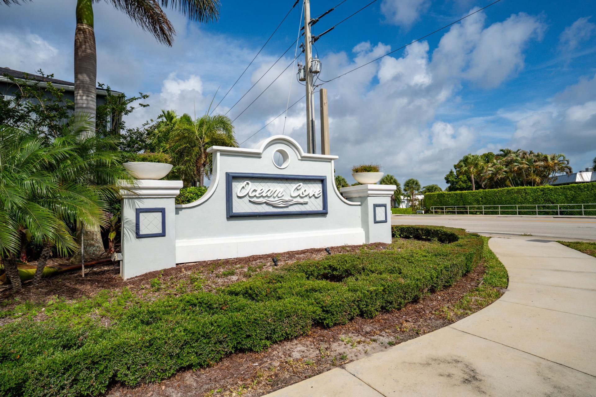 1866 SE Tarni Way, Stuart, FL 34996 Photo