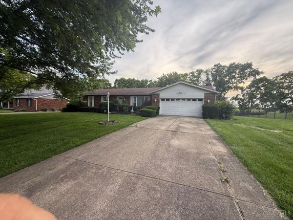 6139 Eddington Drive, Liberty Twp, OH 45044