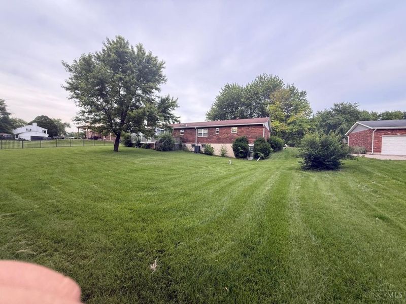 6139 Eddington Drive, Liberty Township, OH 45044 Photo 15