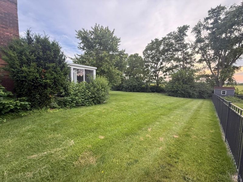6139 Eddington Drive, Liberty Township, OH 45044 Photo 16