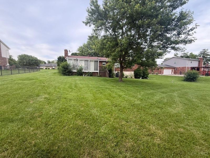 6139 Eddington Drive, Liberty Township, OH 45044 Photo 17