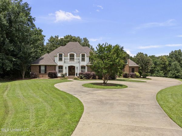 116 Cherry Rose Trail, Canton, MS 39046