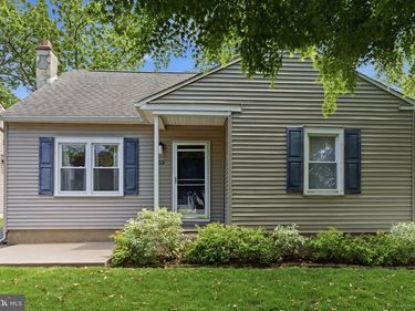 253 GILPIN ROAD, WILLOW GROVE, PA 19090