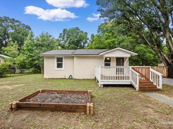 671 Georgia St, Crestview, FL 32536
