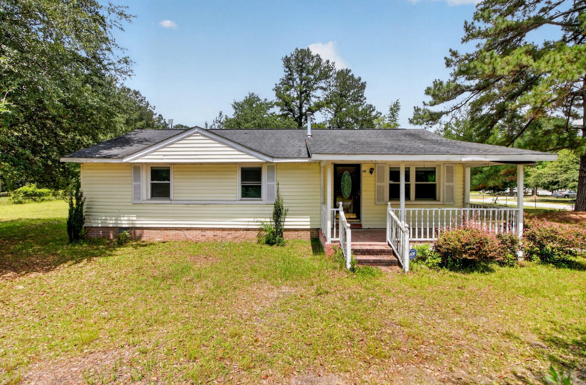 102 Montegue Street Photo 10