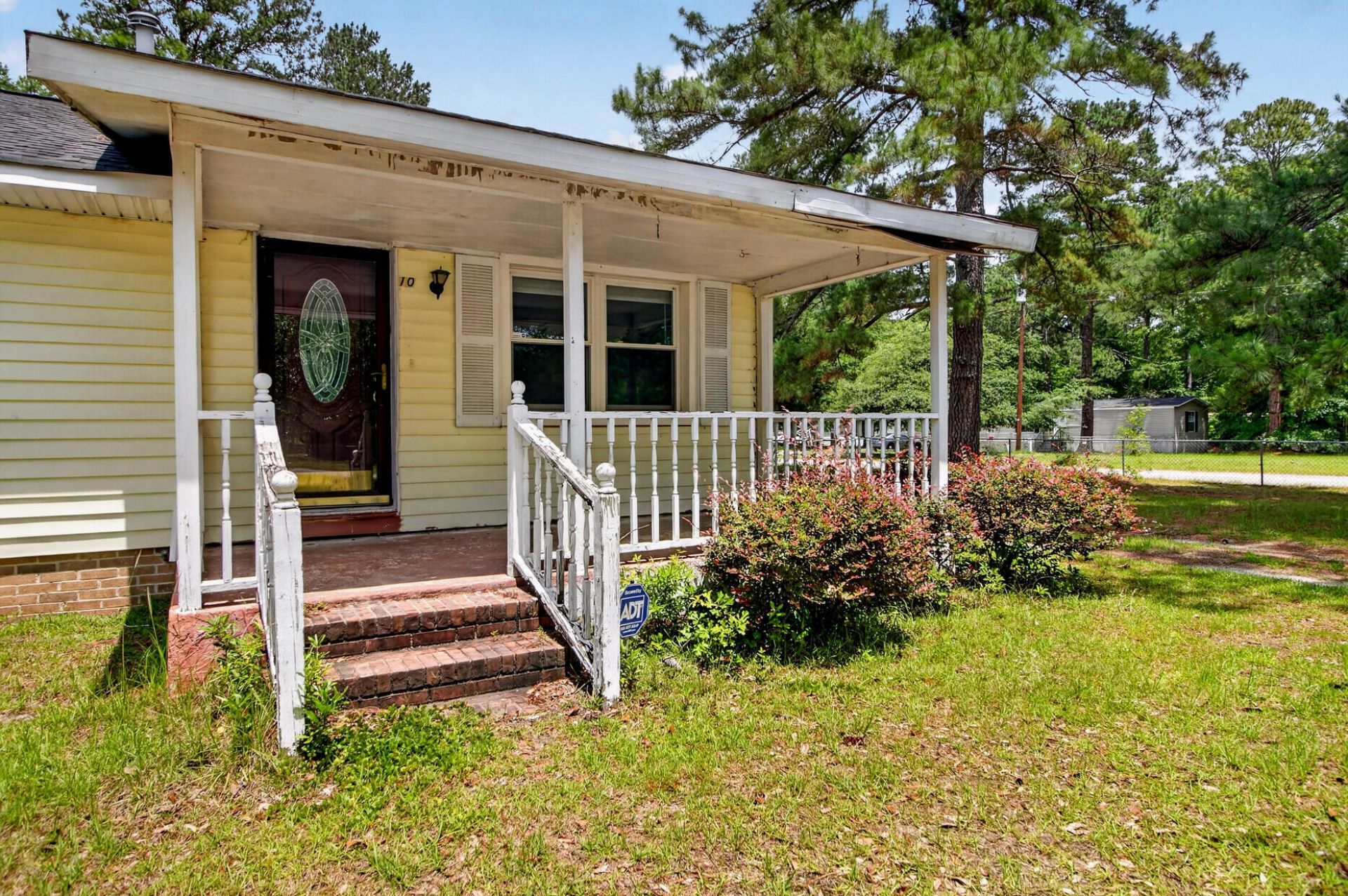 102 Montegue Street Photo 11
