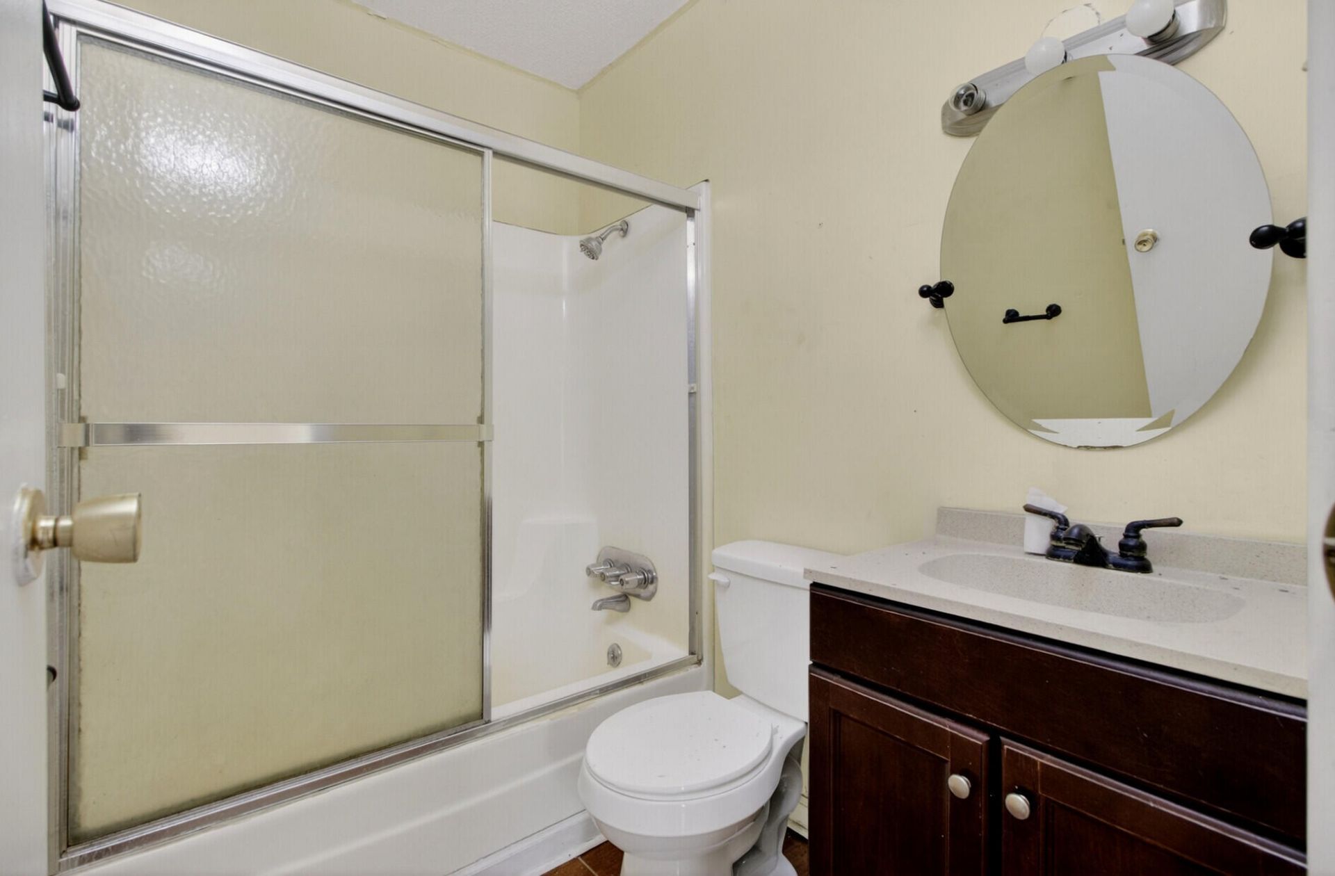 102 Montegue Street Photo 21