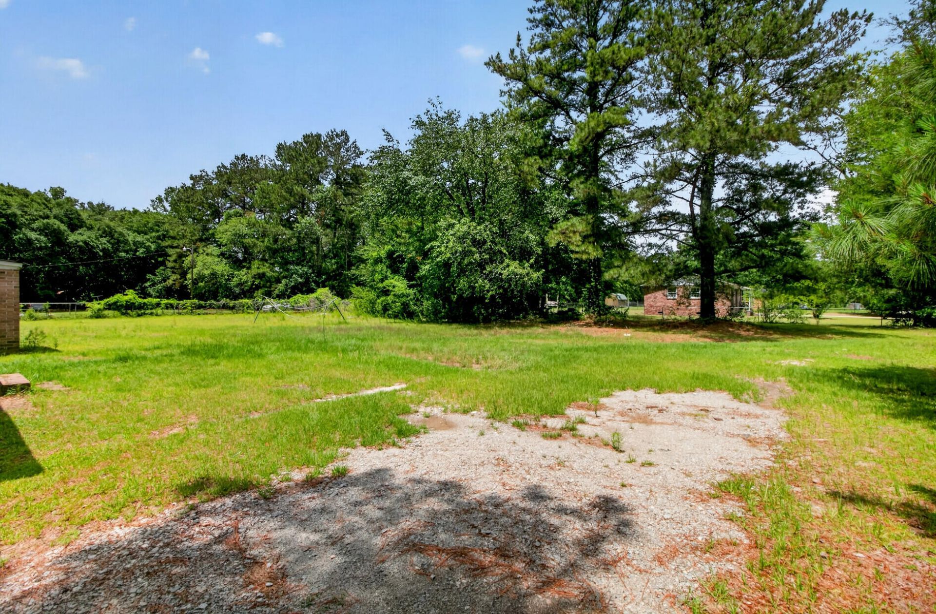 102 Montegue Street Photo 29