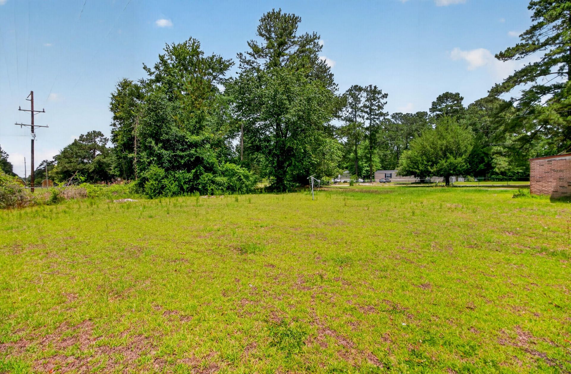 102 Montegue Street Photo 32
