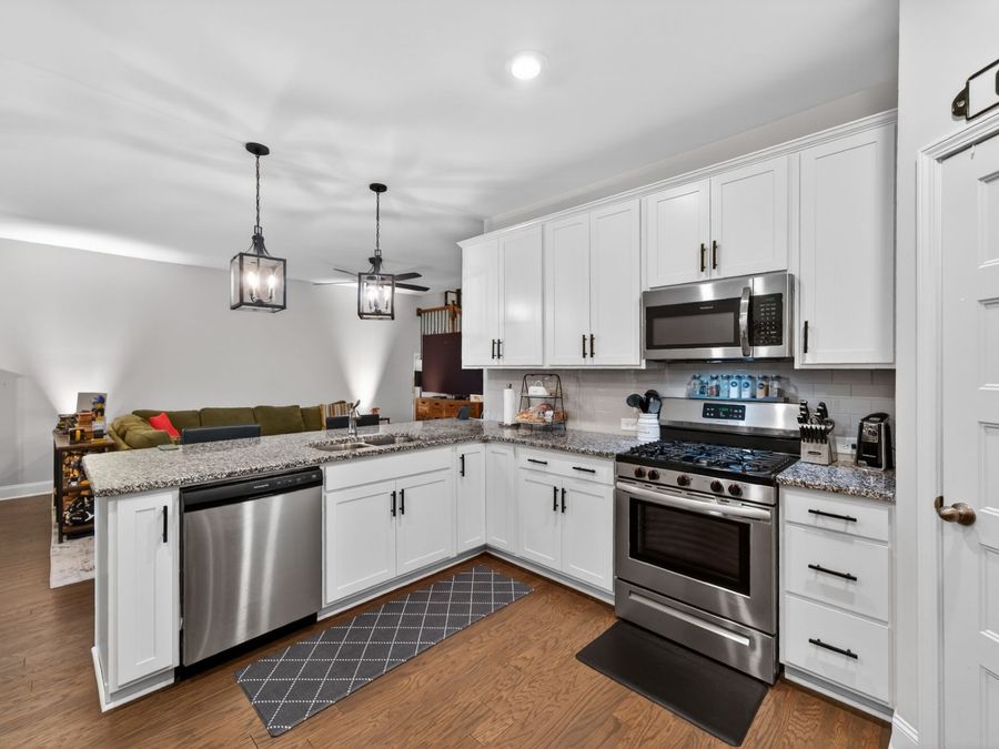 Property Image 6