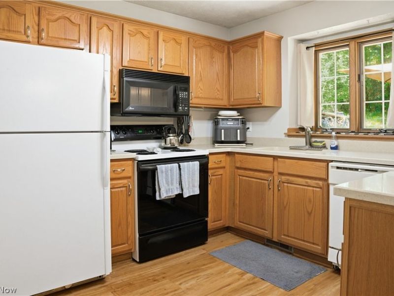 48266 Dyke Road, Negley, OH 44441 Photo 17