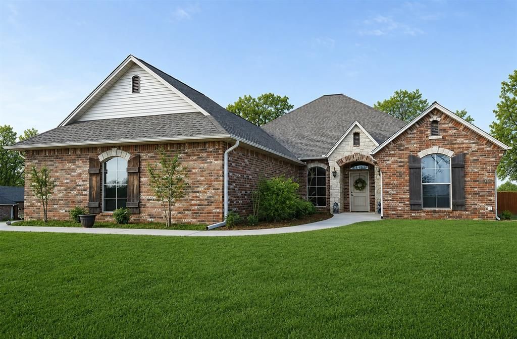 1903 Timberlake Drive, Chandler, OK 74834 Main Photo