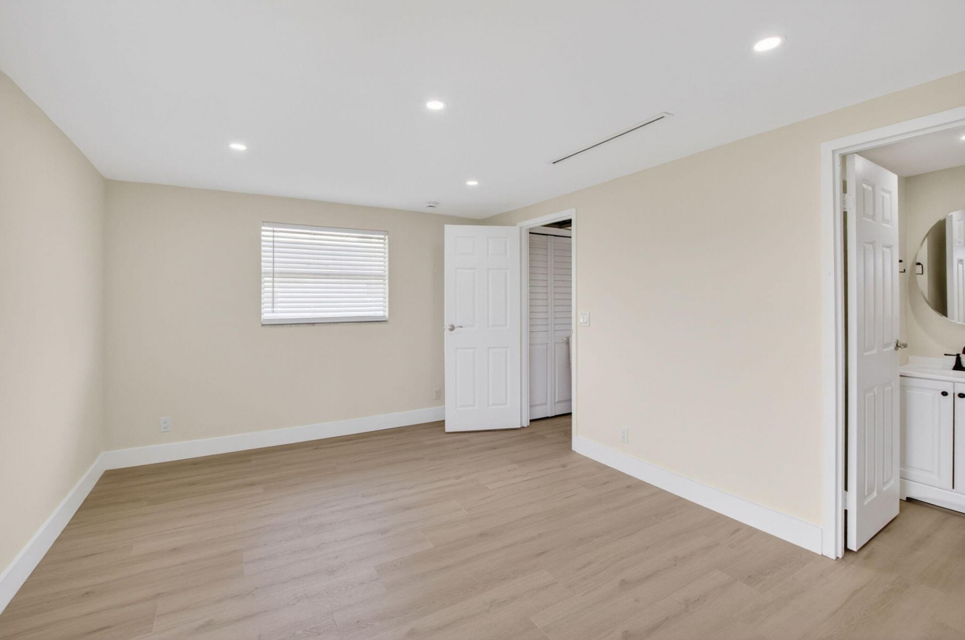 270 Brittany F, Unit 607, Delray Beach, FL 33446 Photo