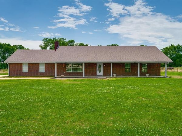 7350 Farm Road 2573, Clarksville, TX 75426