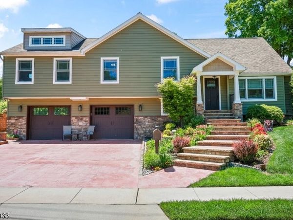 93 David St, South River, NJ 08882