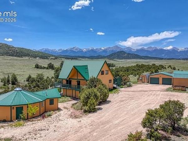 895 Acorn Road, Cotopaxi, CO 81223